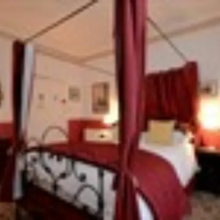 Feversham 4*