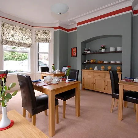 Feversham Guest house 4*