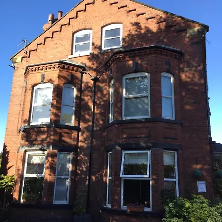 Feversham Guest house 4*